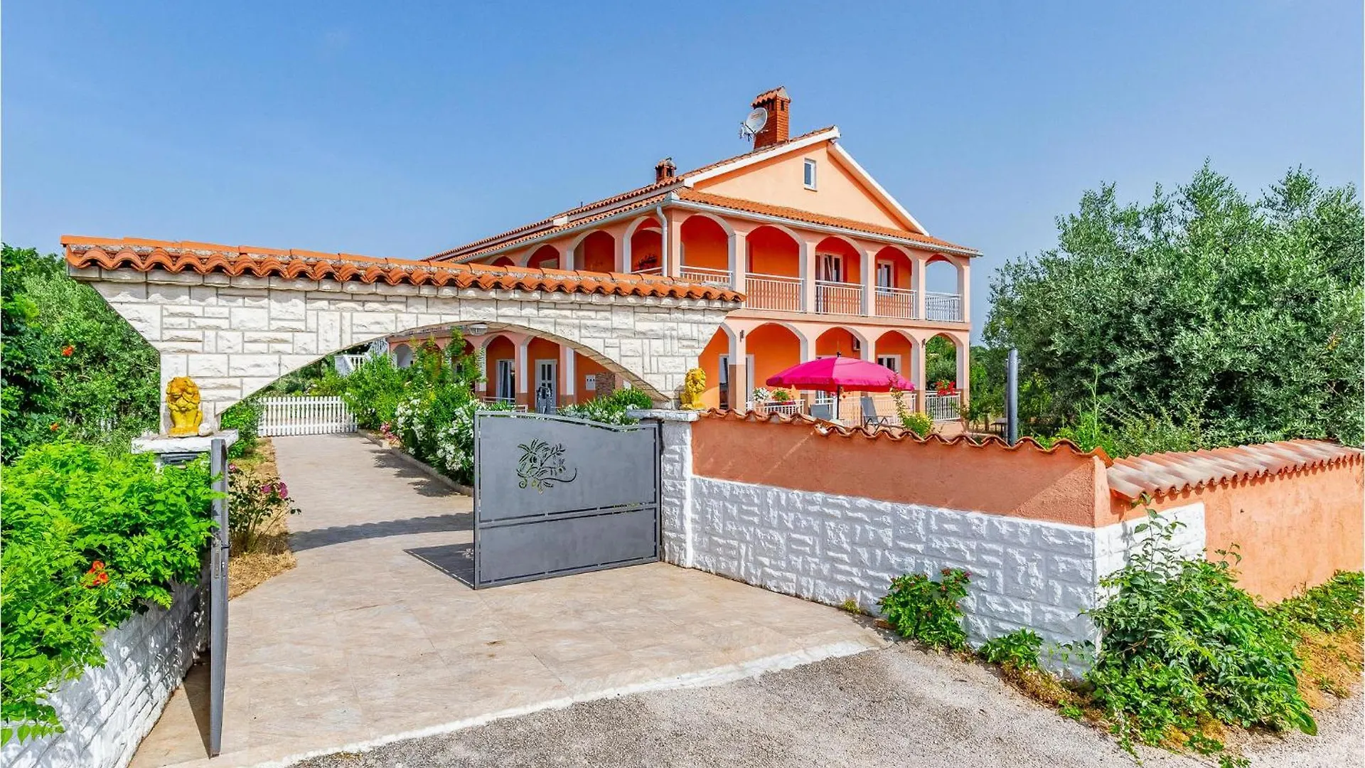 Nice Home In Liznjan With Kitchen Šišan Chorvatsko